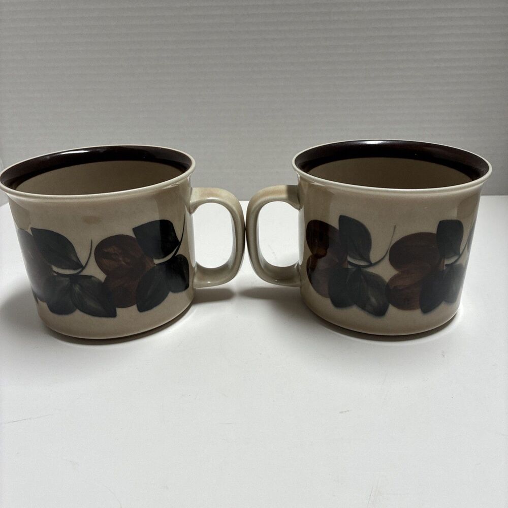 Rare Vintage Arabia of Finland Ruija Large Mug Beige Brown Pattern Lot Of 2